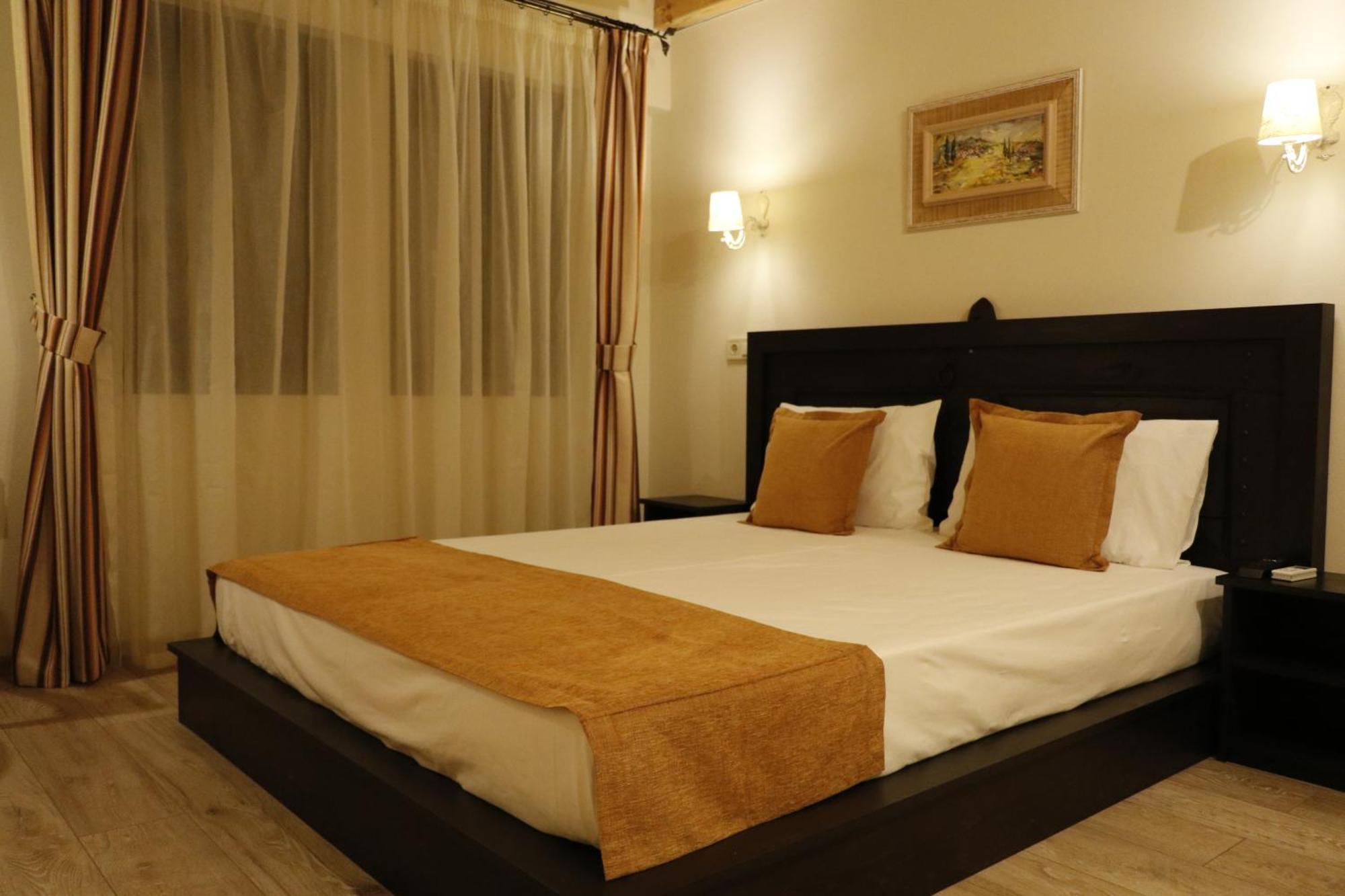Guest House Epochs Since 1871 Lyaskovets Pokoj fotografie